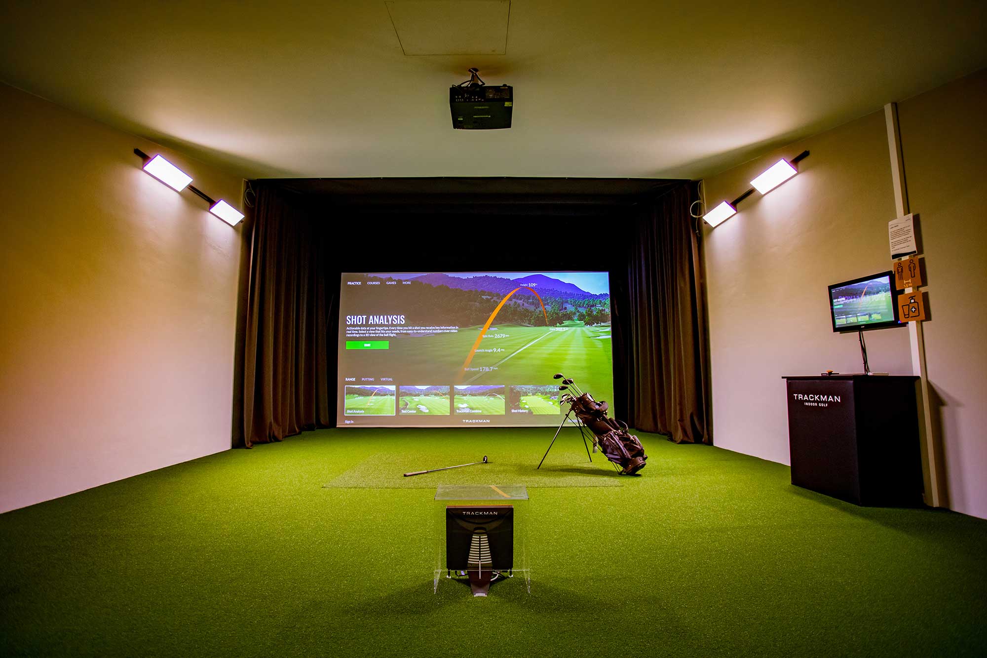 yachthotel chiemsee indoor golf